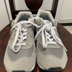 Women’s Grey New Balance Suede & Mesh Sneakers